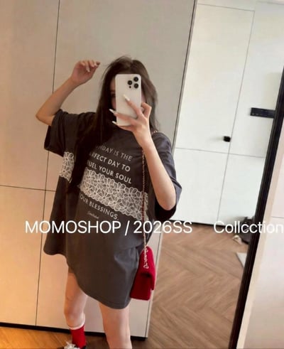 小花蕾絲拼接長板tee上衣3