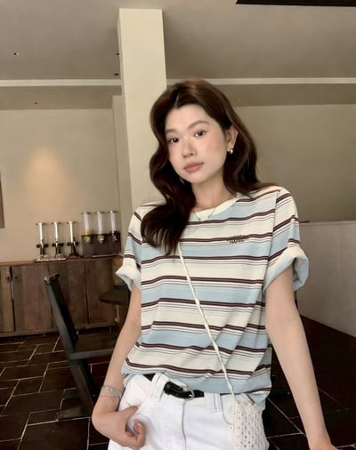 撞色條紋tee上衣1