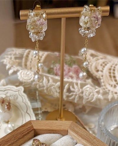 《Umiyu菊貓乾花耳墜》2