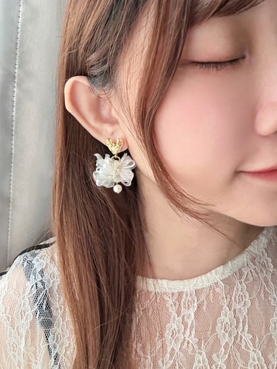 《白紗心語耳環》4