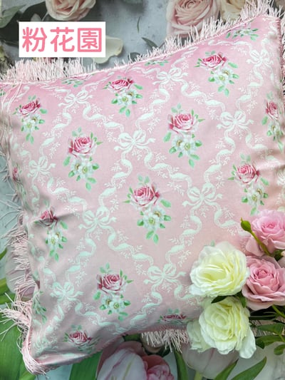 法式緞面玫瑰流蘇抱枕套3