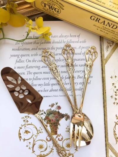 日本製金色皇冠湯匙/冰淇淋匙/蛋糕鏟3