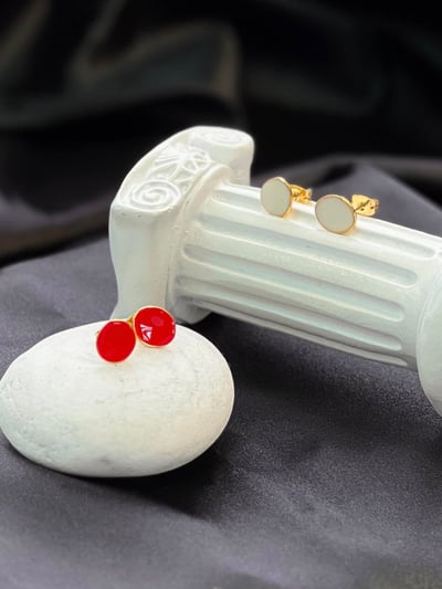 C&J 簡約琺瑯小耳環1