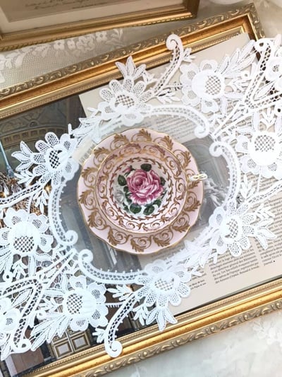 鏤空花卉蕾絲墊3