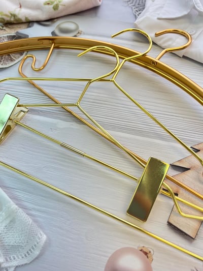 高質感輕奢金色衣架(3入一組)5