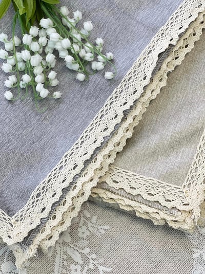 素色蕾絲邊棉麻桌布4