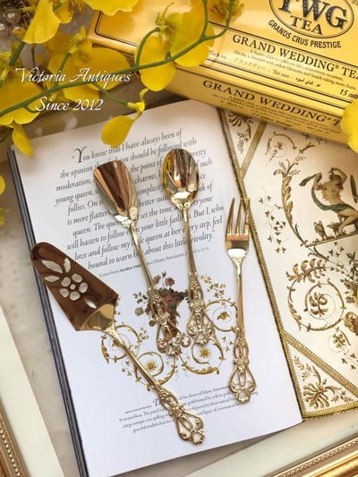 日本製金色皇冠湯匙/冰淇淋匙/蛋糕鏟1