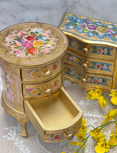 義大利佛羅倫斯手繪圓形/高腳三層珠寶盒9