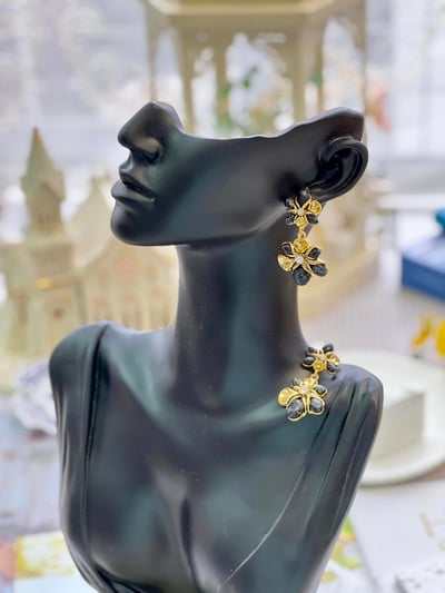 黑金雙花吊墜耳環4