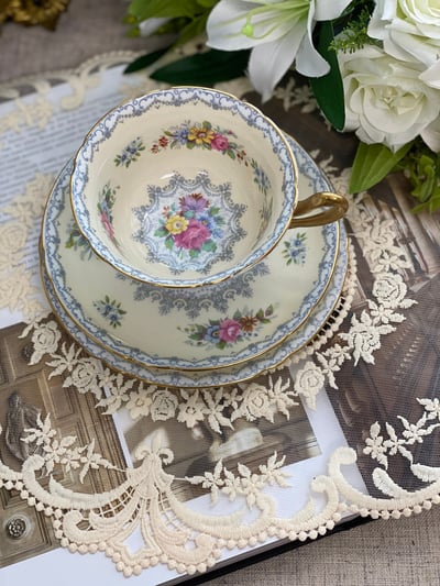 玫瑰刺繡蕾絲桌墊5