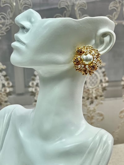 珍珠花蕊金耳環4