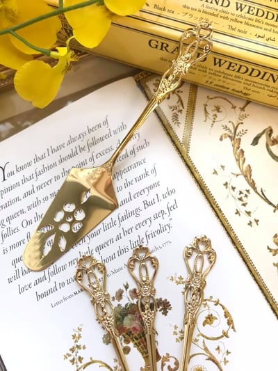 日本製金色皇冠湯匙/冰淇淋匙/蛋糕鏟2