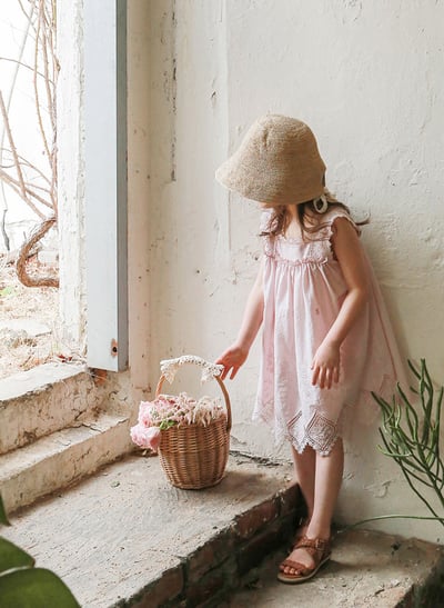 氣質雕花蕾絲背心洋裝8