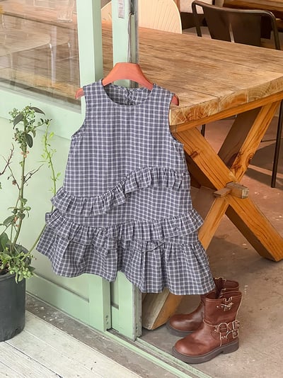 氣質不規則花邊洋裝5