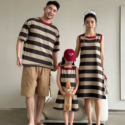 領口撞色寬條紋親子裝1