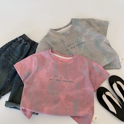 特殊渲染字母T恤1