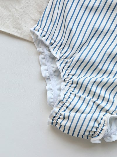 女童條紋連身泳衣含帽9