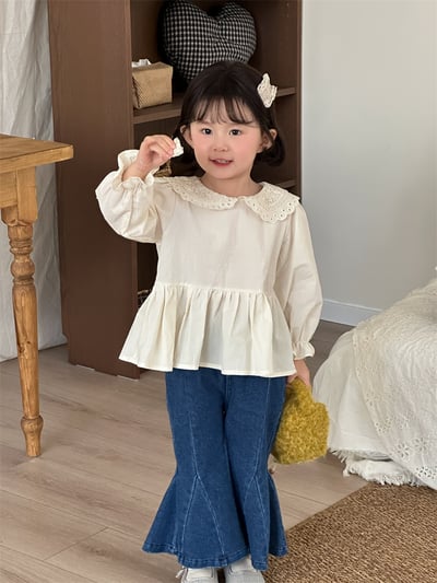 蕾絲領荷葉娃娃衫2