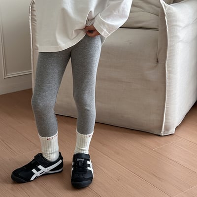 素色坑條彈力內搭褲3