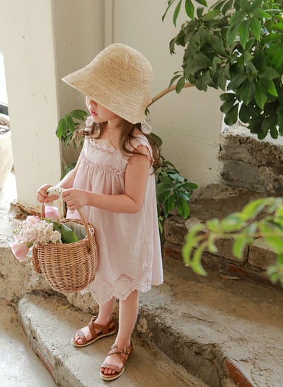 氣質雕花蕾絲背心洋裝5