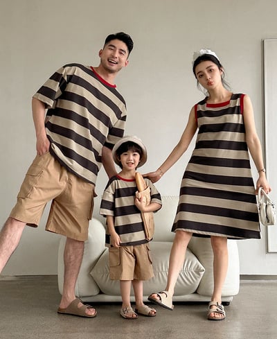 領口撞色寬條紋親子裝5
