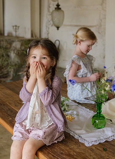 甜美花邊簍空小外套5