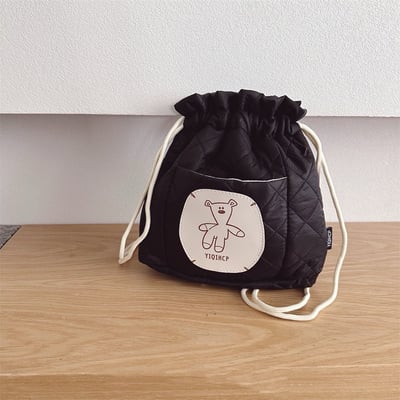 绗缝小熊抽繩包3