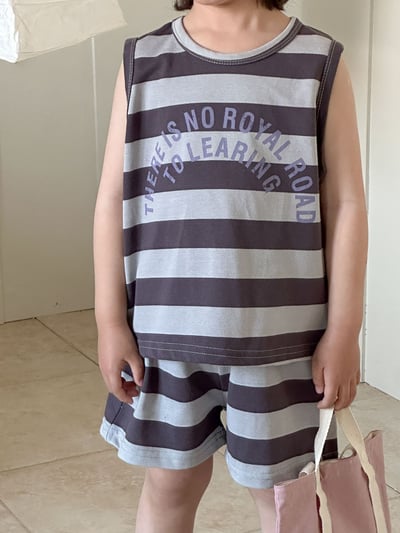 條紋無袖連身裙套裝4