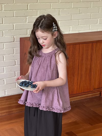 特殊紋路掛脖花邊上衣4