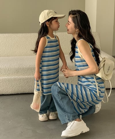 水藍條紋背心連身裙母女裝4