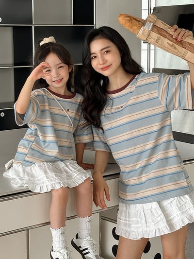 撞色刺繡條紋T恤親子裝3