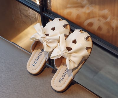 蝴蝶結簍空愛心涼拖鞋3