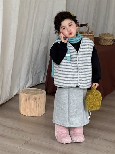 灰色條紋羊羔毛背心6