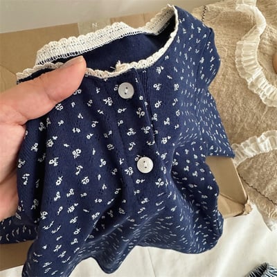 韓系花邊領碎花上衣5