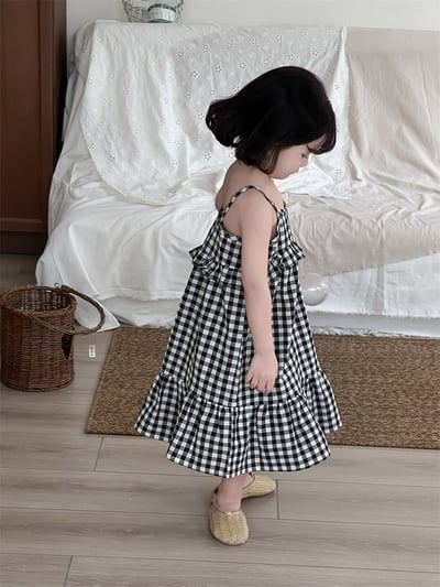 黑白格吊帶魚尾洋裝5