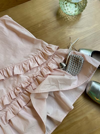 氣質不規則花邊洋裝8