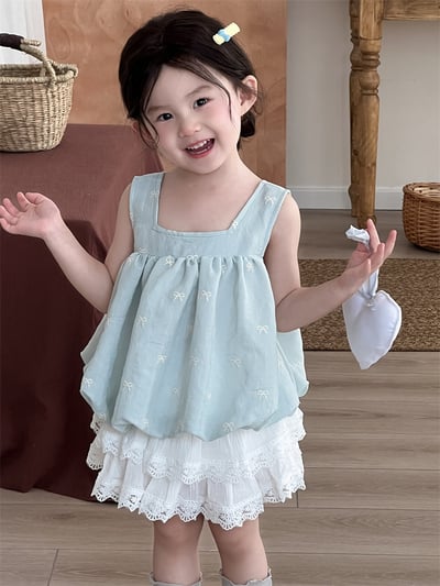 蝴蝶結刺繡方領娃娃衫4