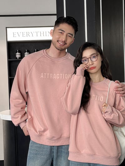 粉色字母加絨上衣6