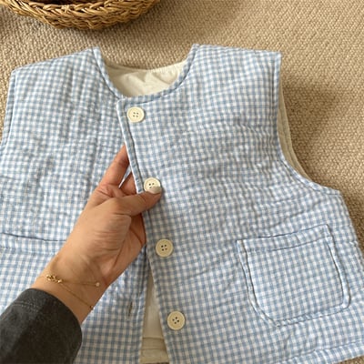藍格紋口袋鋪棉背心5