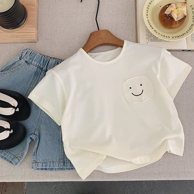 簡約口袋笑臉T恤4