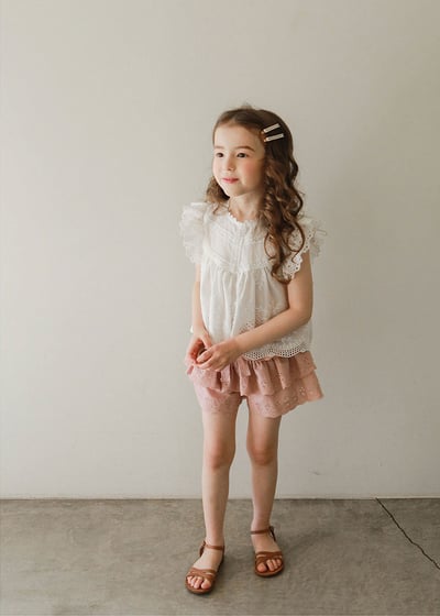 甜美花邊簍空飛袖上衣6