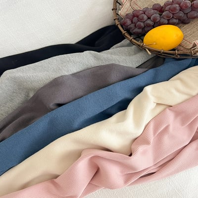 素色坑條彈力內搭褲8