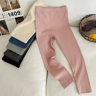 素色坑條彈力內搭褲1