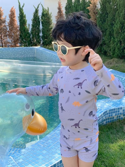 男童兩件式泳衣含帽7