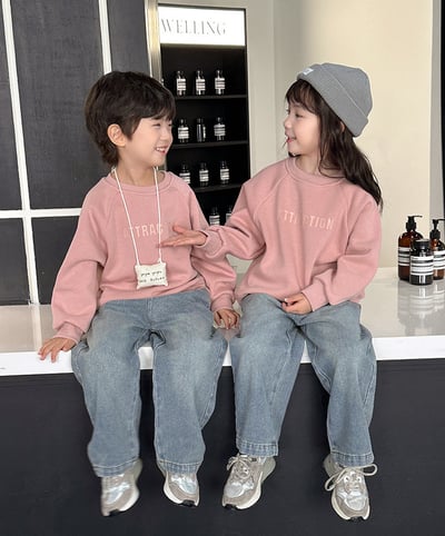 粉色字母加絨上衣(大人)3