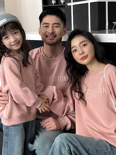 粉色字母加絨上衣(大人)7