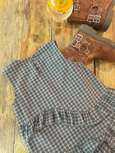 氣質不規則花邊洋裝6