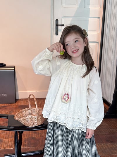 雕花刺繡公主娃娃衫2