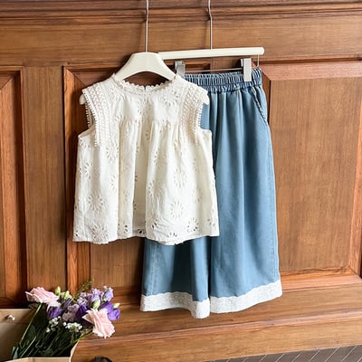 甜美簍空刺繡背心8