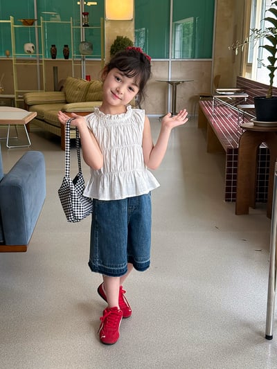 甜美皺褶花邊立領背心4